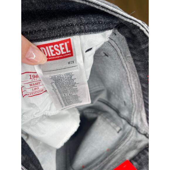 Diesel D-Ebbey Trouser Jeans – Size 29 – NWT - Picture 5 of 6